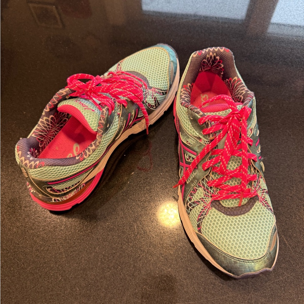 Asics Women's Athletic Shoes - Mint and Pink